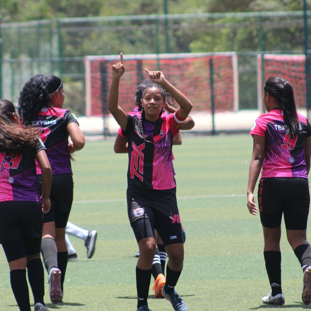 Texyehs resaltó en jornada distrital de Liga Esmeralda