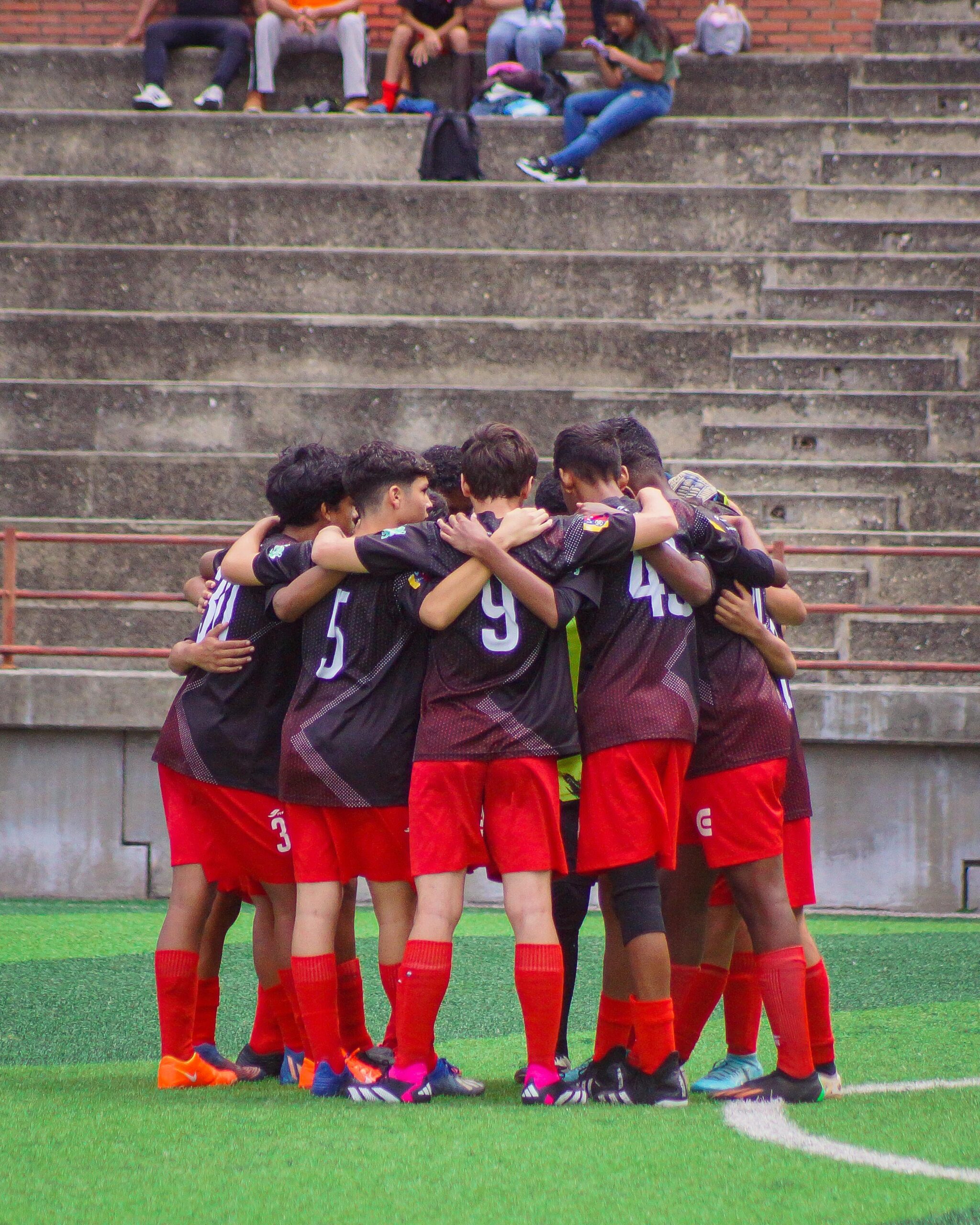 Evolution Club de Fútbol: Celebrando 3 años de pasión por el balompié