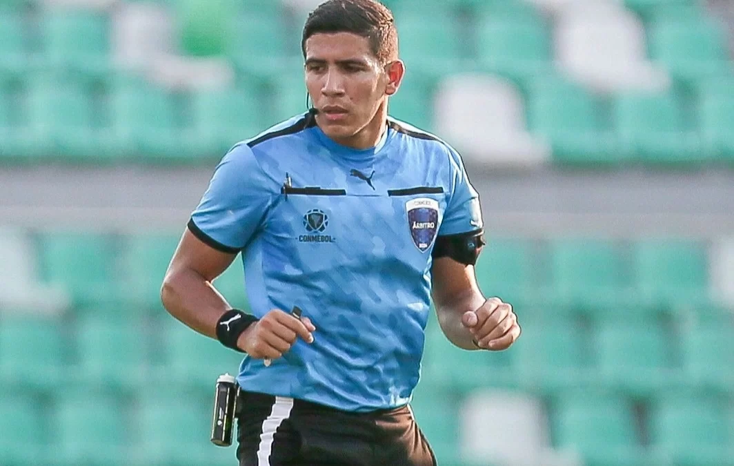 Alejandro Velásquez dirigirá partido por el tercer y cuarto lugar en Copa Libertadores Sub 20