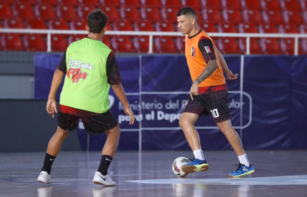 Centauros de Caracas visita a Guerreros en La Montaña por el Torneo Apertura Futsal