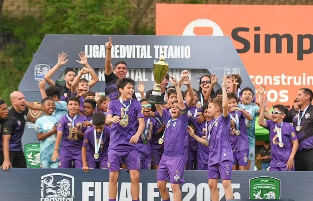 Liga RED VITAL Titanio tiene sus campeones en el Torneo Apertura y Copa Amistad