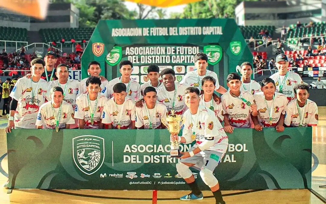 Centauros y Carmelo FC Campeones del Apertura de la Liga Distrital Topacio