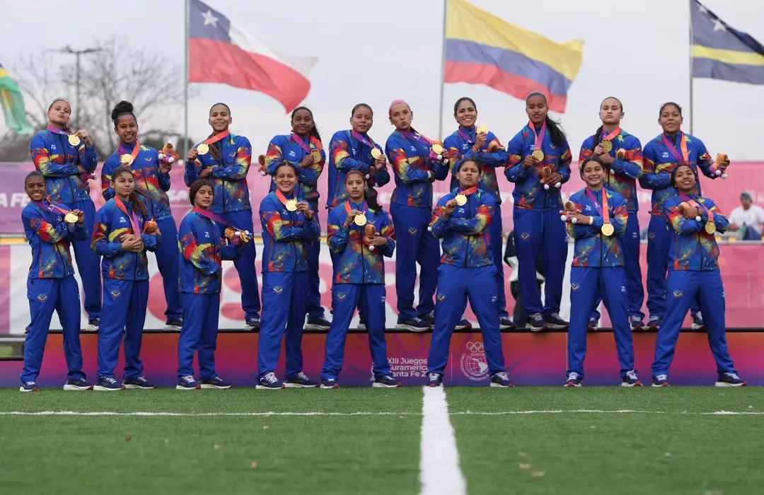 Vinotinto Femenina